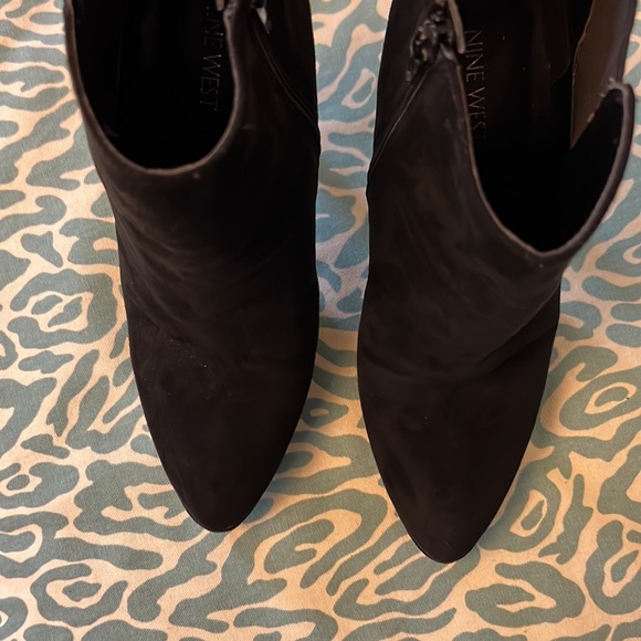 NINE WEST Suede Stiletto Ankle Boots Booties - Picture 8 of 8